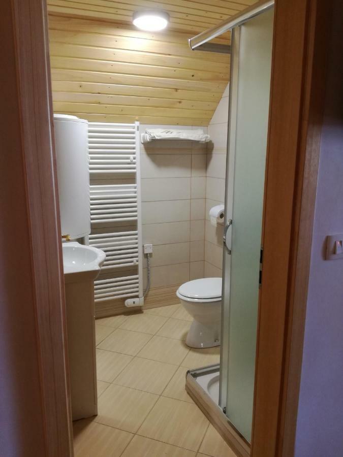 Apartmaji Vrhovnik Cerklje na Gorenjskem Eksteriør bilde